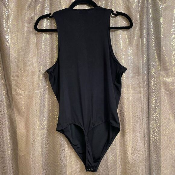 Express Black Scoop Neck Body Contour High Compression Bodysuit Large - Picture 2 of 5